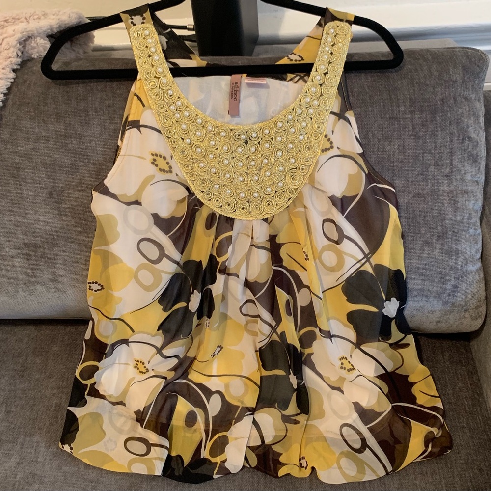 Flowy Flower tank w/Pearls + Gold 🥰🌼